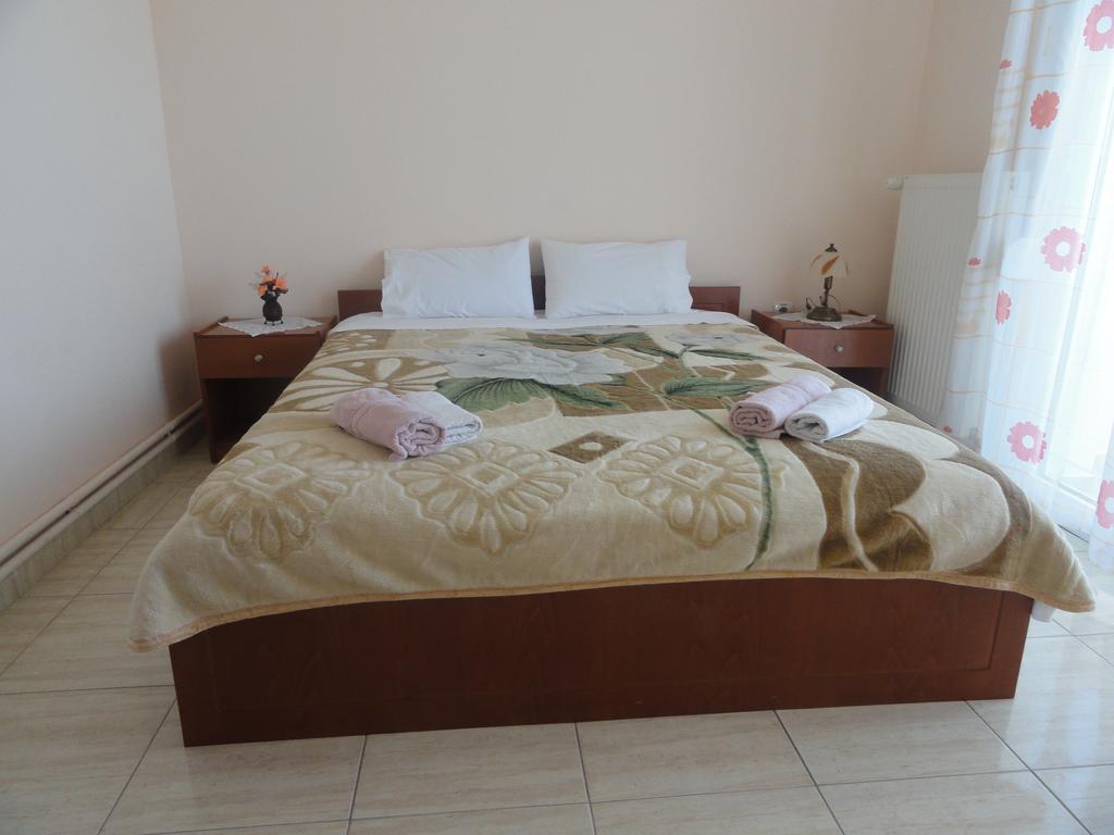 Pension Delfini Аспровалта Номер фото