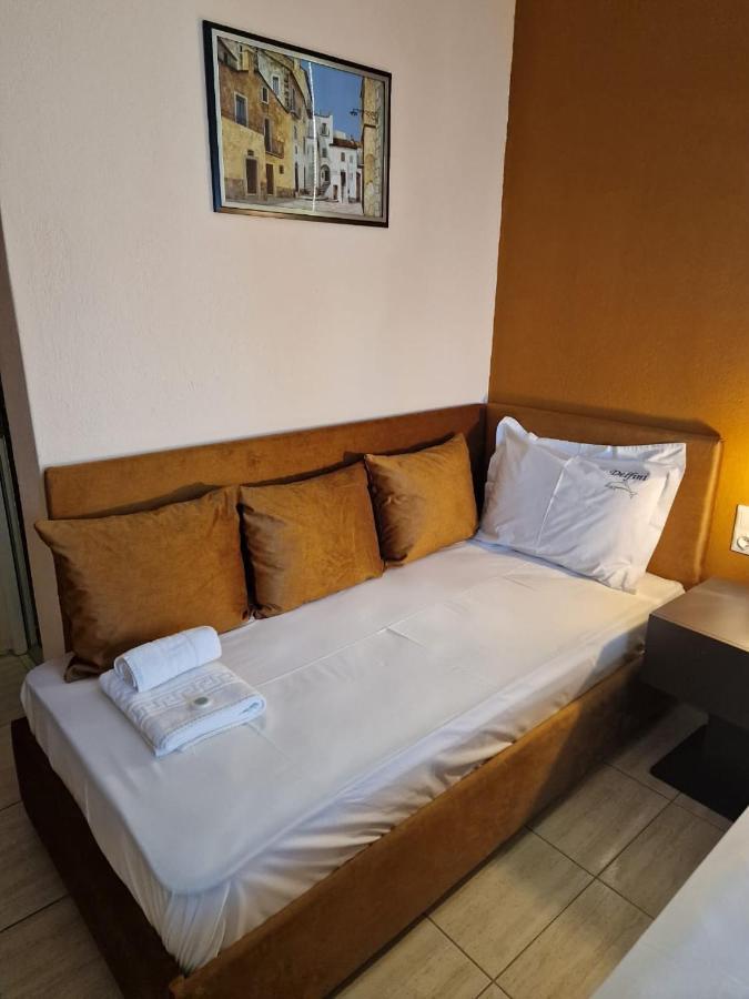 Pension Delfini Аспровалта Екстер'єр фото